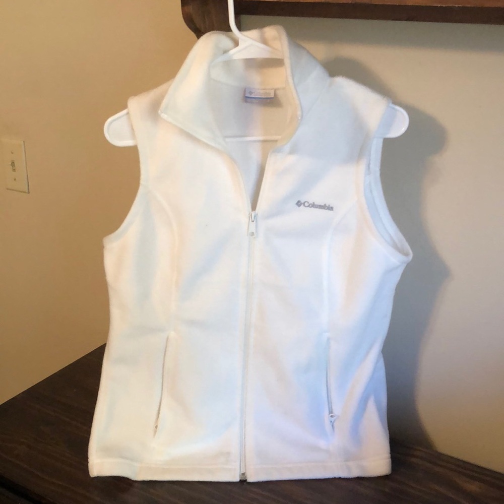 Columbia vest